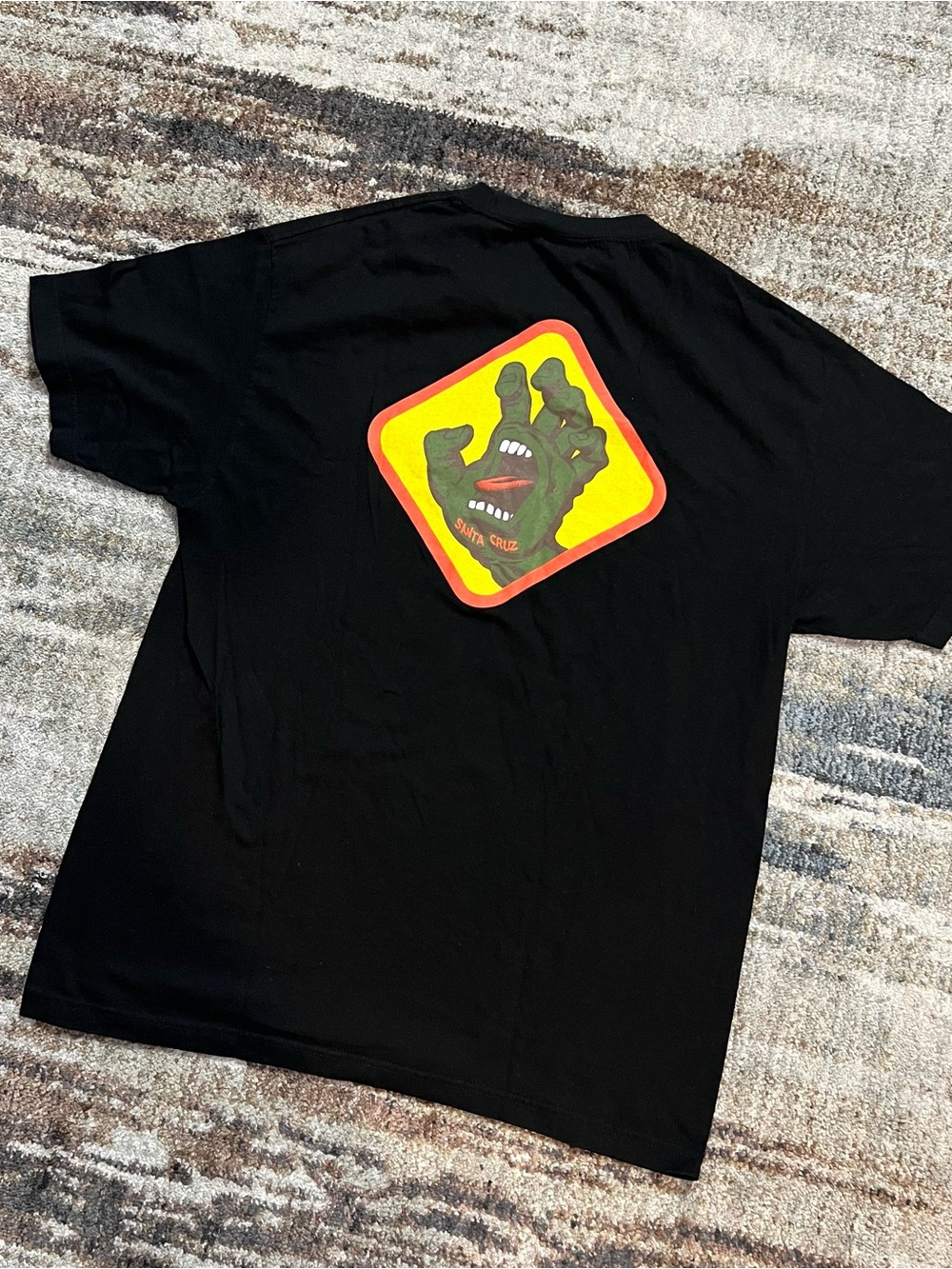 NEW SANTA CRUZ Screaming Hand Tee Jim Phillips